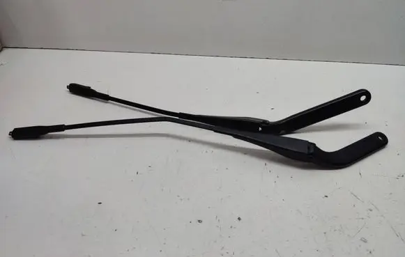 BMW X1 E84 Front wiper blade arm 2990149 61612990149 2990146