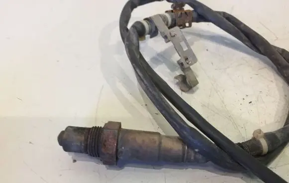 Volkswagen Golf V Lambda probe sensor 1K0973804
