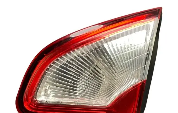 Nissan Qashqai Tailgate rear/tail lights B26550BR01A 89503209