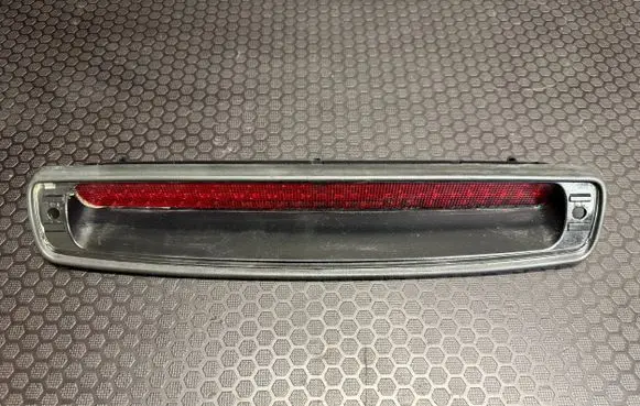 Hyundai Tucson JM Third/center stoplight 927002E05