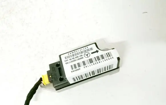 Mercedes-Benz E W210 Airbag deployment crash/impact sensor 0018205626