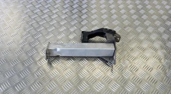 Audi A8 S8 D4 4H Front bumper shock/impact absorber 4H0806063E 4H0399633A