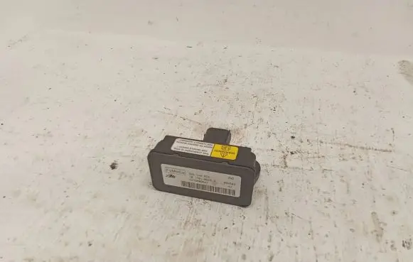 Mazda 3 II ESP acceleration yaw rate sensor 10170106483 GW79M09M47