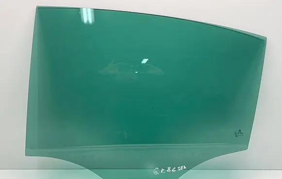 Volkswagen PASSAT B6 Rear door window glass 3C5845025B