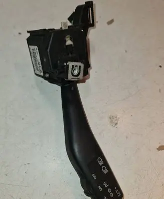 Volkswagen Golf VI Indicator stalk 1K0953513A 01103501 10350141145270