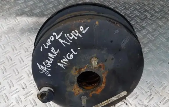 Jaguar S-Type Brake booster