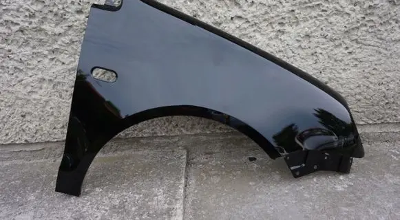 Volkswagen Polo Fender 