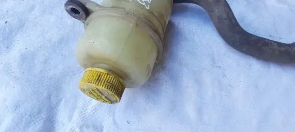 Mazda 323 F Power steering fluid tank/reservoir
