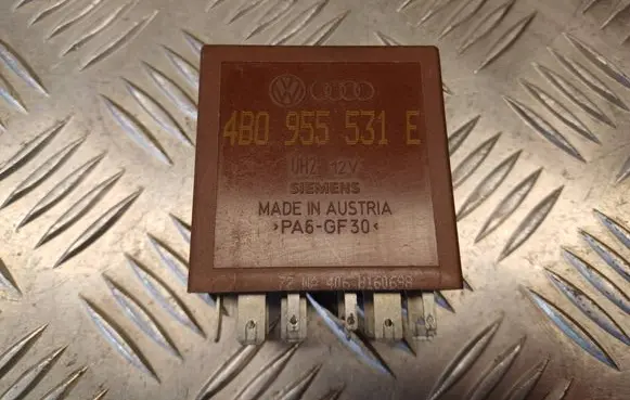 Audi A6 S6 C5 4B Window wiper relay 4B0955531E 603