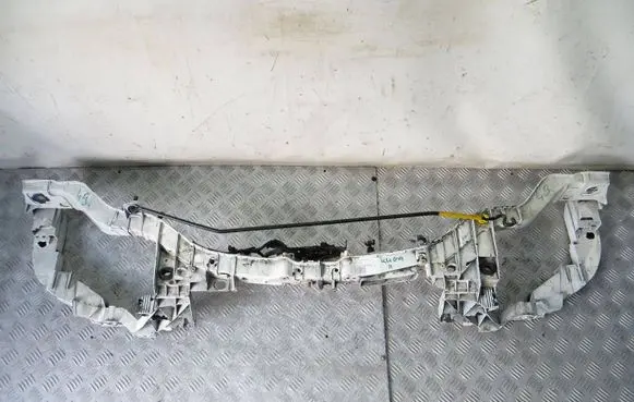 Ford Kuga II Radiator support slam panel