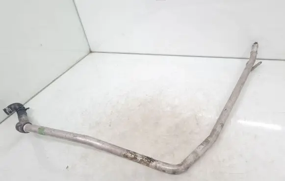 Mercedes-Benz C W204 Engine coolant pipe/hose