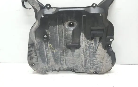 Volvo XC90 Engine splash shield/under tray 30680969