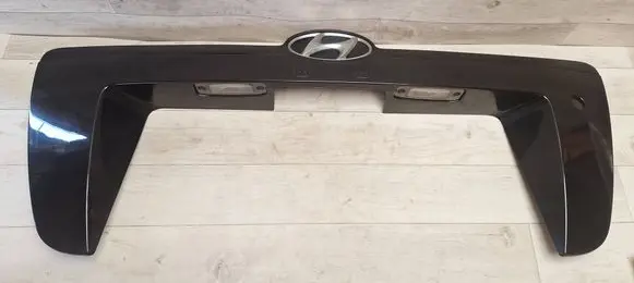 Hyundai Tucson JM Trunk door license plate light bar 873712E000