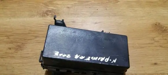 Nissan Primera Fuse box set 71543087 7154-3087ya1