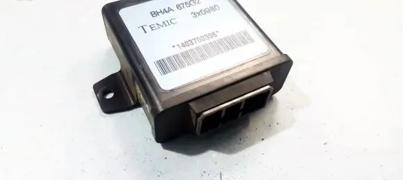 Mazda 323 Immobilizer control unit/module BH4A675G2 3X0980