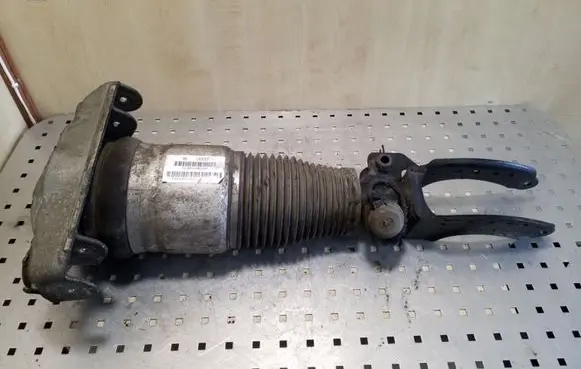 Audi Q7 4L Front air suspension shock absorber 7L8616039D