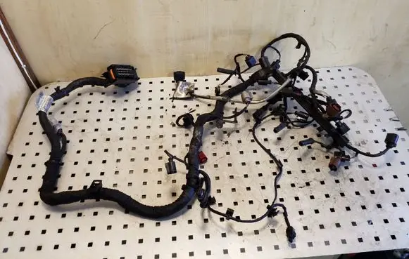 Volkswagen PASSAT B8 Engine installation wiring loom 04L972627DE