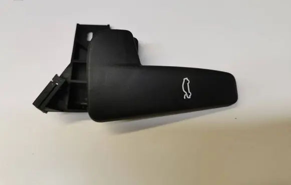 Volkswagen Tiguan Engine bonnet (hood) release handle 517823633B