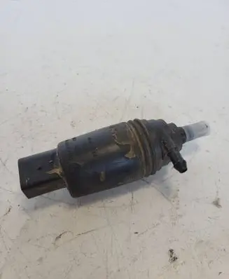 BMW 5 E60 E61 Windscreen/windshield washer pump 67128377612
