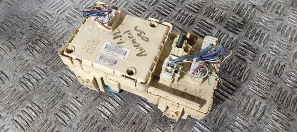 Toyota Avensis T250 Fuse module 82641C4020F 03011700593901