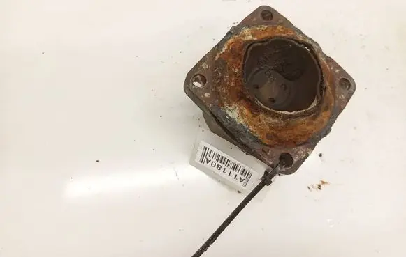 Chrysler 300 - 300C Engine mount bracket 