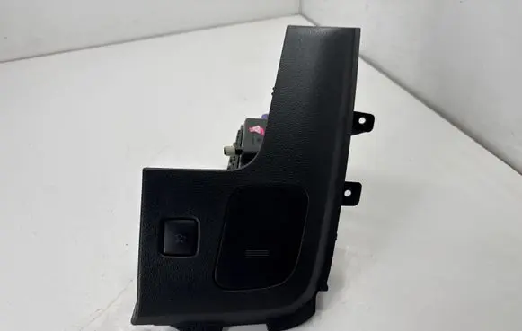 Ford Mustang VI Glove box FR3B63044F09