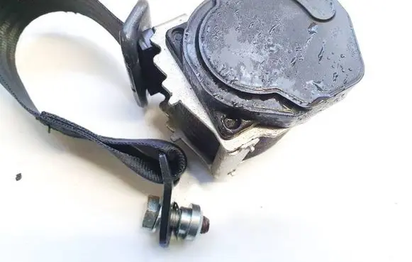 Alfa Romeo 159 Middle seatbelt (rear) 1002316 1003957