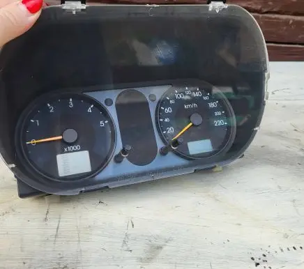 Ford Fiesta Speedometer (instrument cluster) 44ZNM2U214 2S6F10A853A AU6620A