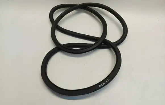 Mercedes-Benz GLA H247 Sliding door rubber seal A247692100