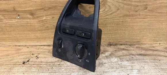 Volvo XC90 Light switch 30739302
