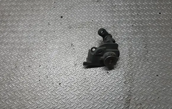 Mazda 5 Front door lock (next to the handle) 