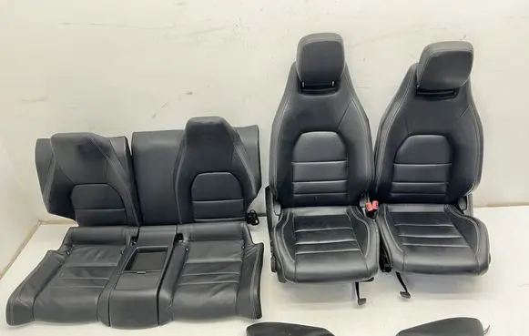 Mercedes-Benz E A207 Seat set 