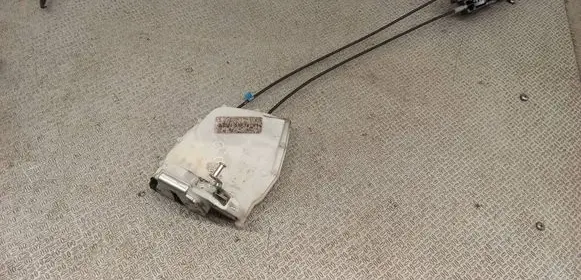 Opel Agila B Rear door lock 