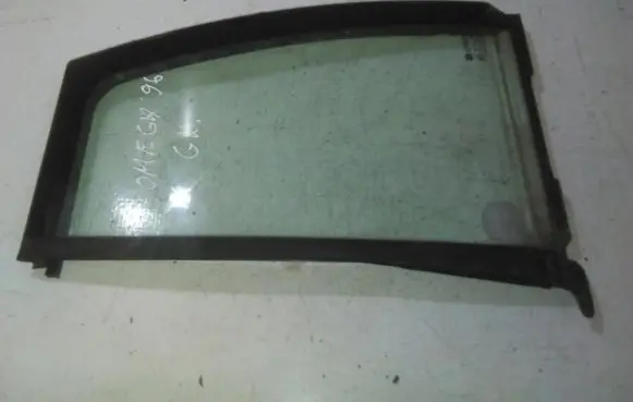 Rear vent window glass