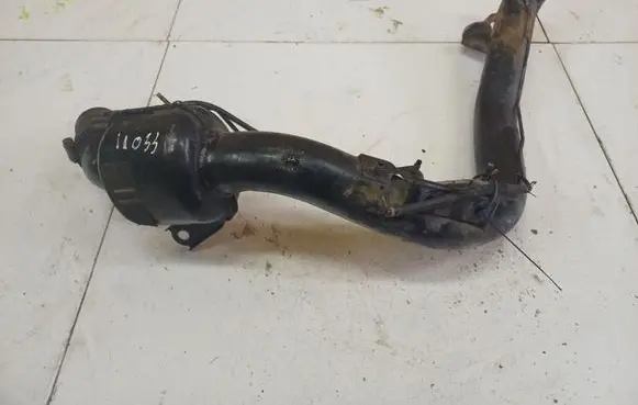 Toyota Avensis Verso Intercooler hose/pipe 1736127050 17361-27050