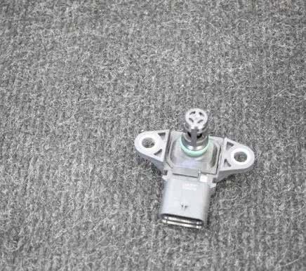 BMW 2 F22 F23 Air pressure sensor 7599042A2C53358214