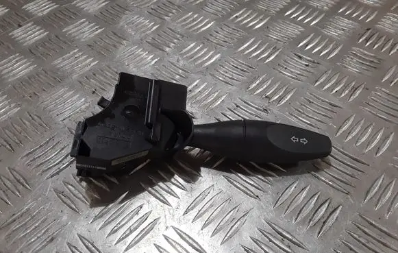 Ford Focus Indicator stalk 98AG13335AG