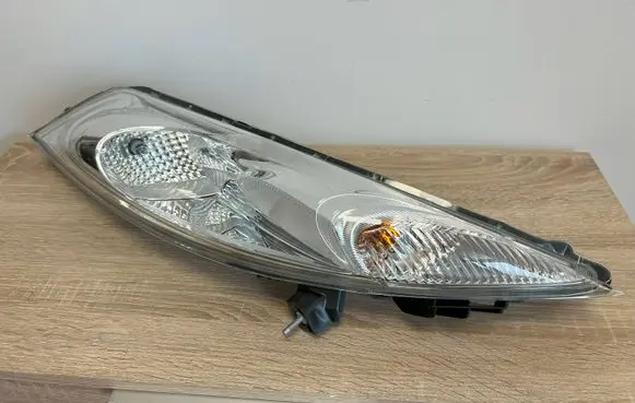 Nissan Juke I F15 Front indicator light 044978 261201KL0C 261201KL0B