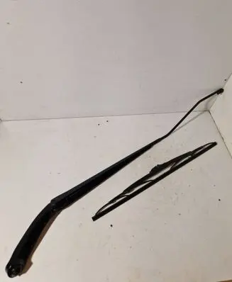 Chrysler Town & Country V Front wiper blade arm 5113044AB