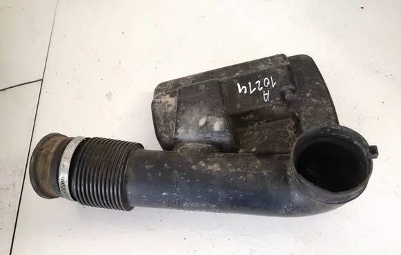 Opel Astra H Air intake hose/pipe 24437914