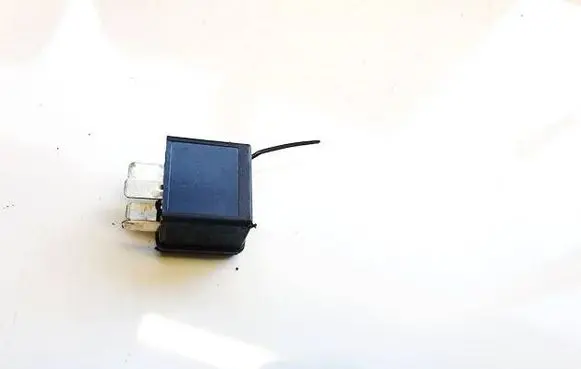 Ford Focus Other relay 5M5T14B192CA V23136B1X66