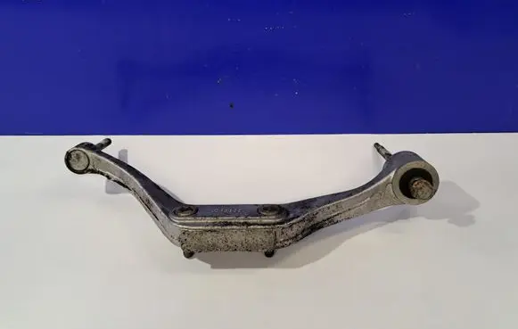 Front lower control arm/wishbone