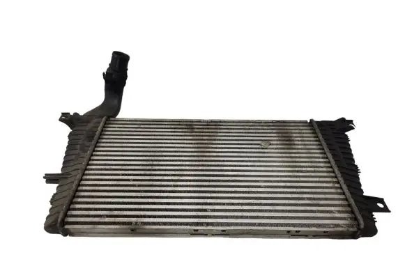 Opel Zafira B Intercooler radiator 13223395