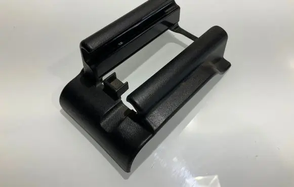 Mercedes-Benz E W211 Front passenger seat rail trim 2119192420 77020002 A2119192420