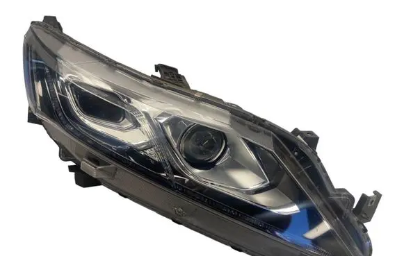 Mitsubishi Eclipse Cross Headlight/headlamp W3153 0508100900