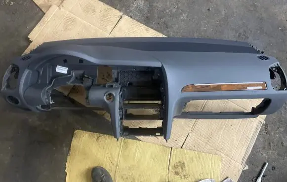 Audi Q7 4L Dashboard 4L1857041N 843324 MJS2603918S