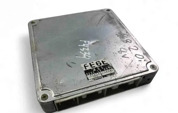 Mazda 626 Engine control unit/module ECU FE6E18881E