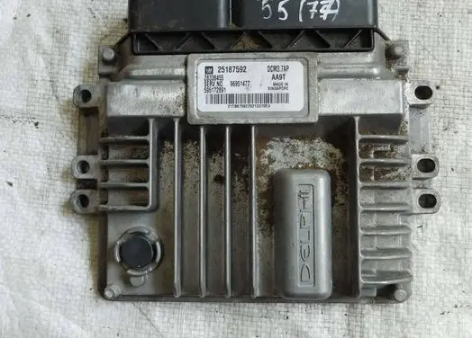 Chevrolet Orlando Engine control unit/module 25187592 28338455 DCM3.7AP