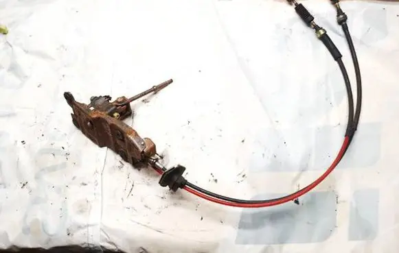 Hyundai Lantra II Gear shifter/selector