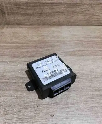 Mazda 626 Immobilizer control unit/module 675G2B